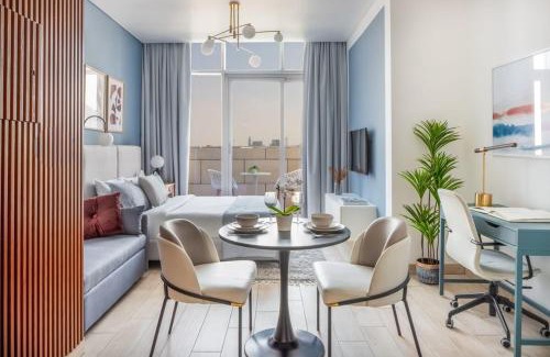 Bur Dubai Apartment | Silkhaus refurbished studio with Burj Khalifa view in DIFC