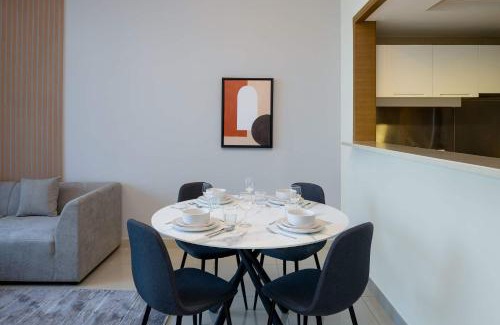 Downtown Dubai Apartment | Silkhaus spacious 1 BDR near Burj Khalifa in Downtown