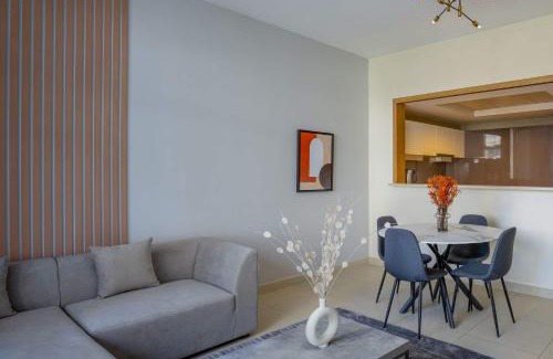 Downtown Dubai Apartment | Silkhaus spacious 1 BDR near Burj Khalifa in Downtown