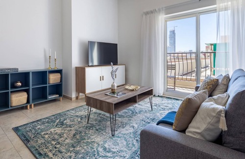 Jumeirah Village Apartment | Simply Stunning 1BR Apartment in JVT - Sleeps 3!