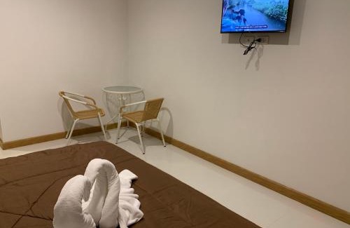 Chakphong Hostel | Sisters Home ที่พักใกล้สวนพฤกษศาสตร์ ระยองแหลมแม่พิมพ์