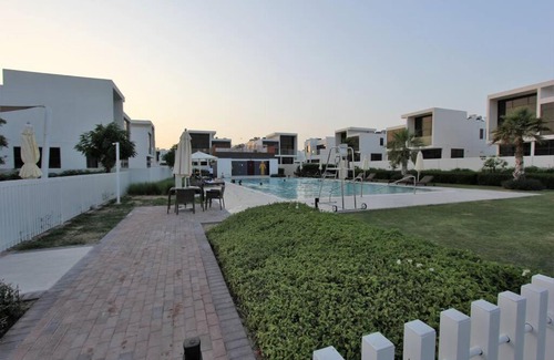 Dubai Villa | Specious 3 Bedrooms with Maid room Villa