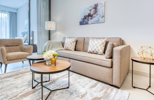 Business Bay Apartment | Spectacular 1BR with Concierge and Luxurious Amenities
