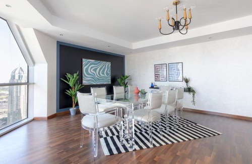 Dubai Marina Apartment | Stella Stays 4 BDR Marina Penthouse Dubai Marina Private Pool