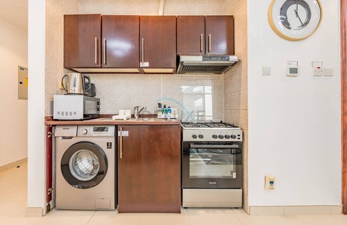 Business Bay Apartment | Studio Near Dubai Water Canal and Bus Station, Conveniently Close to Downtown