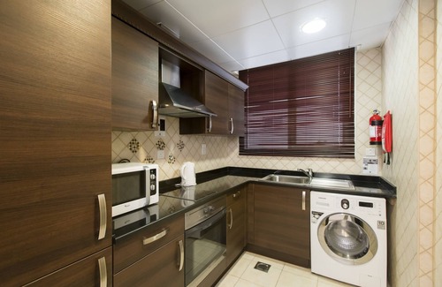 Al Barsha 1 Apartment | Stunning and Compact One Bedroom Apartment