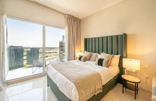 Business Bay Apartment | Stunning High Floor Studio Apartment in BusinessBay
