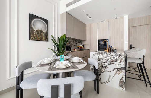 Al Barsha Apartment | Stylish 1BR with PS5, Sauna and Kids` Play Area