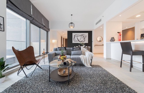 Business Bay Apartment | Stylish 2BR Apt w/Exquisite View