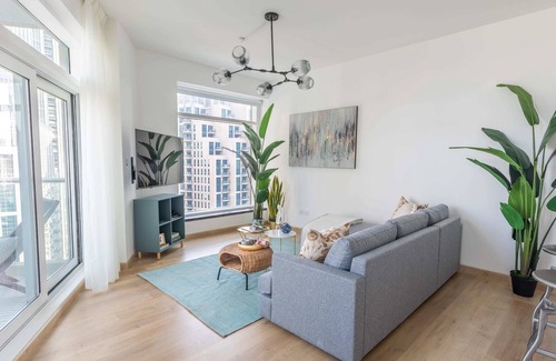 Downtown Dubai Apartment | Stylish and Luxurious 2BR Apartment in Downtown!
