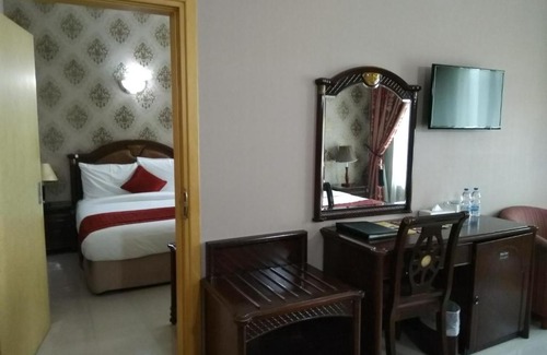 Al Muraqqabat Hotel | sun and sands hotel