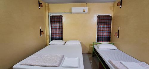 Nai Mueang Hostel | Sun smile(cafe & homestay)