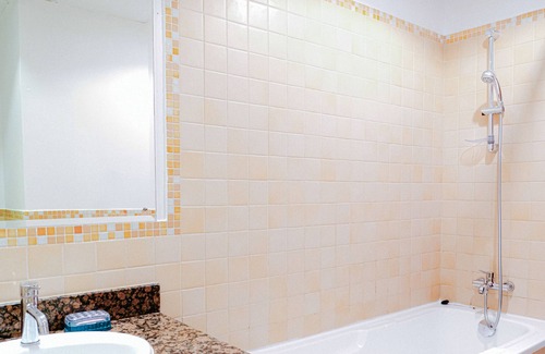 Al Sufouh 2 Hostel | Sundrift Dubai Hostel