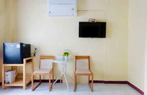Don Muang Hostel | The Best House&Hostel