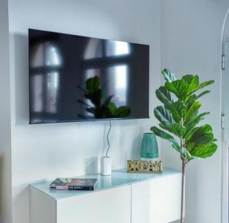 Discovery Gardens Apartment | The Smart Concierge - Discovery Gardens street 4