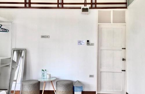 Chumphon Hostel | Thirty Tree Garden House