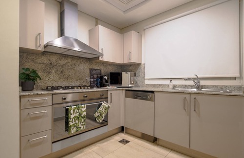 Downtown Dubai Apartment | Upscale 2BR In Prestigious Downtown Dubai!