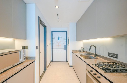 Business Bay Apartment | Urban Skyline City Comfort Studio