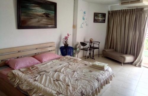 Jomtien Apartment | VIEW TALAY CONDO #1 = JOMTIEN CALL ME +66-8-68409-206