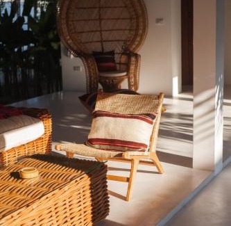 Laem Set Villa | Villa Aditi - Amazing Beachfront Villa
