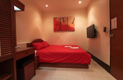 Pattaya Bay House | Walking Street Guest House