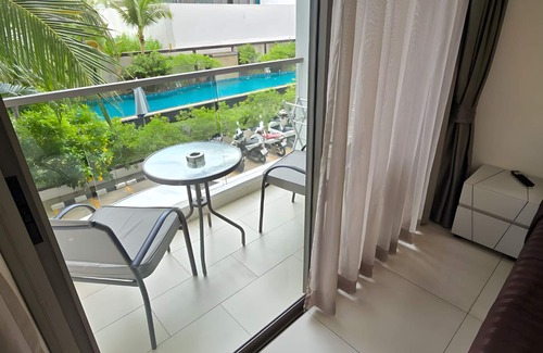 Jomtien Condo | Water Park Premium Pool View Studio ★