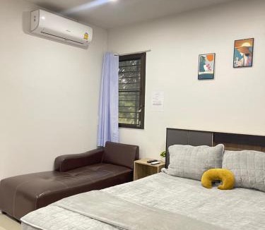 Nakhon Sawan Resort | นาราชา มินิมอล รีสอร์ท