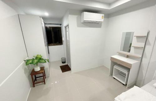 Phibun Mangsahan Apartment | บ้านพูลทรัพย์ที่พัก POONSUB TEEPAk
