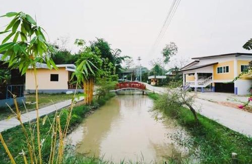 Fang House | บ้านสวนชนะจน