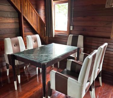 Mu Si House | พิมพ์วนา เขาใหญ่