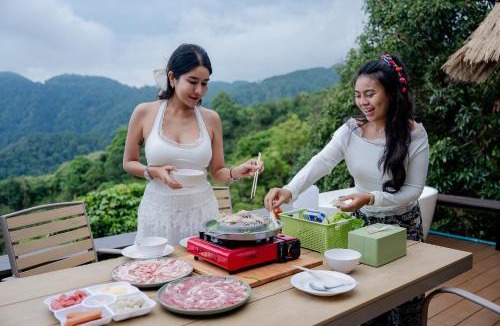 Mae Sai Ski Chalet | ม่านหมอก ผาฮี้