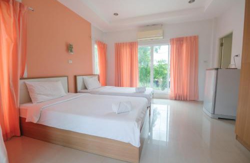 Chom Bueng Resort | รีสอร์ท เรือนชมดาว