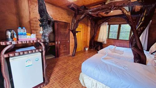 Suan Phueng Resort | ศศิคันทรี รีสอร์ท