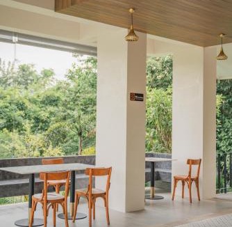 Tambon Nam Chun Hotel | อนาลยา เพลส - Analaya Place