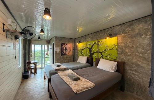 Thong Pha Phum House | อีต่องโฮมสเตย์