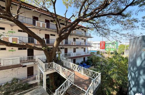 Sisaket Hotel | โรงแรมบ้านแก้ว เรือนขวัญ