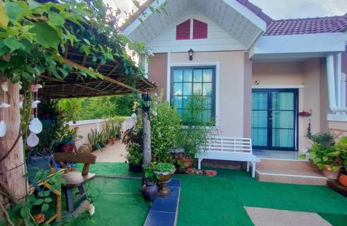 Mukdahan Villa | โฮมสเตย์บ้านญาติมุกดาหาร