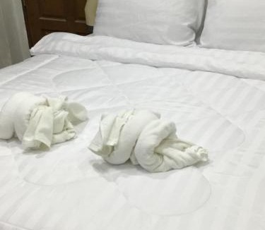 Chaiya House | ไชยาซีวิวโฮมสเตย์ (Chaiya Seaview Homestay)