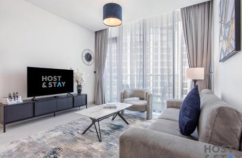 Jumeirah Village Triangle Apartment | 1 Bedroom - Crystal Lagoon - MBR City Meydan