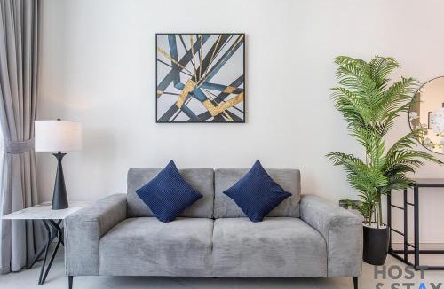 Jumeirah Village Triangle Apartment | 1 Bedroom - Crystal Lagoon - MBR City Meydan