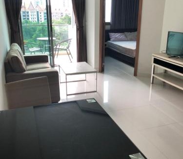 North Pattaya Apartment | 1 bedroom in Club Royal suites
