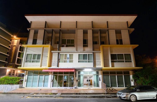 Hat Yai House | 100 m² House ∙ 4 bedrooms ∙ 18 guests