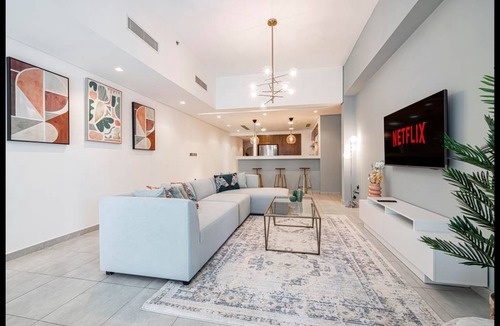 Palm Jumeirah Apartment | 156 m² Apartment ∙ 2 bedrooms ∙ 4 guests