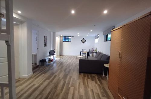 Chakphong Apartment | 2 bedroom apartment at CET RESORT with pool padel tennis