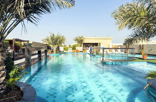 Dubai Apartment | 2-bedroom apartment in lovely Dubai with WiFi, AC, Close to airport