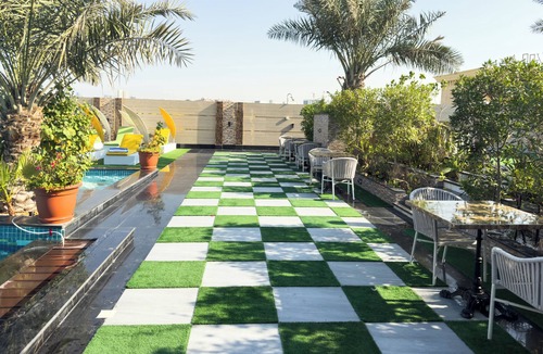 Dubai Apartment | 2-bedroom apartment in lovely Dubai with WiFi, AC, Close to airport