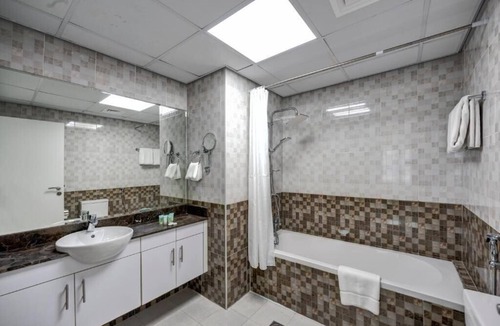 Dubai Investment Park House | 2 Bedroom Apartment Near Dubai Internet City Gate