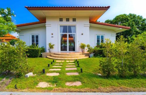 Nong Kae House | 2 Bedroom Private Pool Bali Style Villa B98