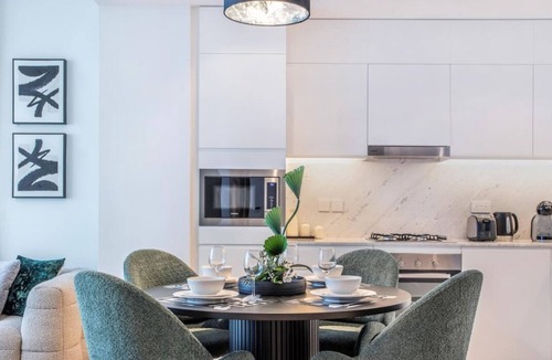 Dubai Apartment | 2-BR Getaway at Palace Residences, Dubai Creek