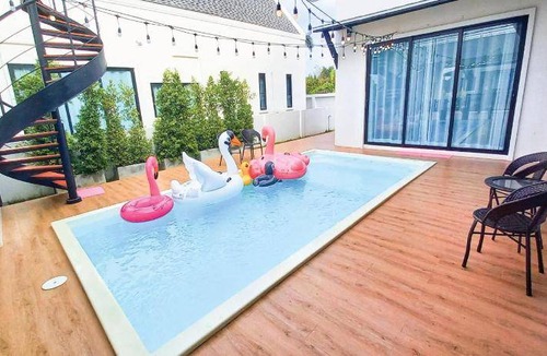 Rayong Resort | 200 m² Resort ∙ 3 bedrooms ∙ 25 guests